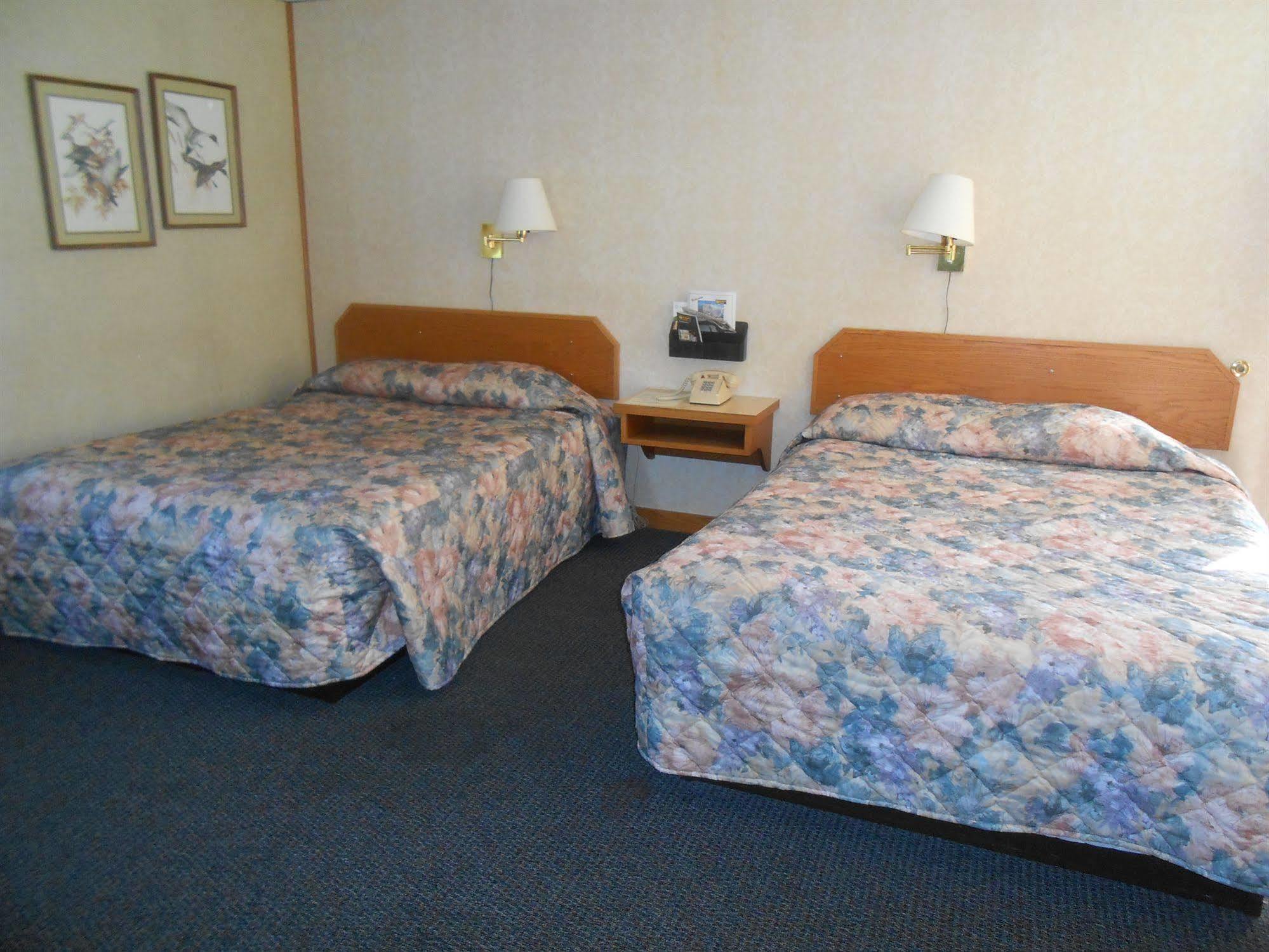 Budget Inn Long Prairie ภายนอก รูปภาพ